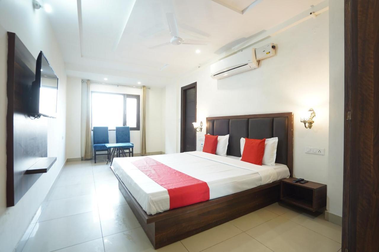 Hotel O Grey Orchid Ludhiana Eksteriør billede