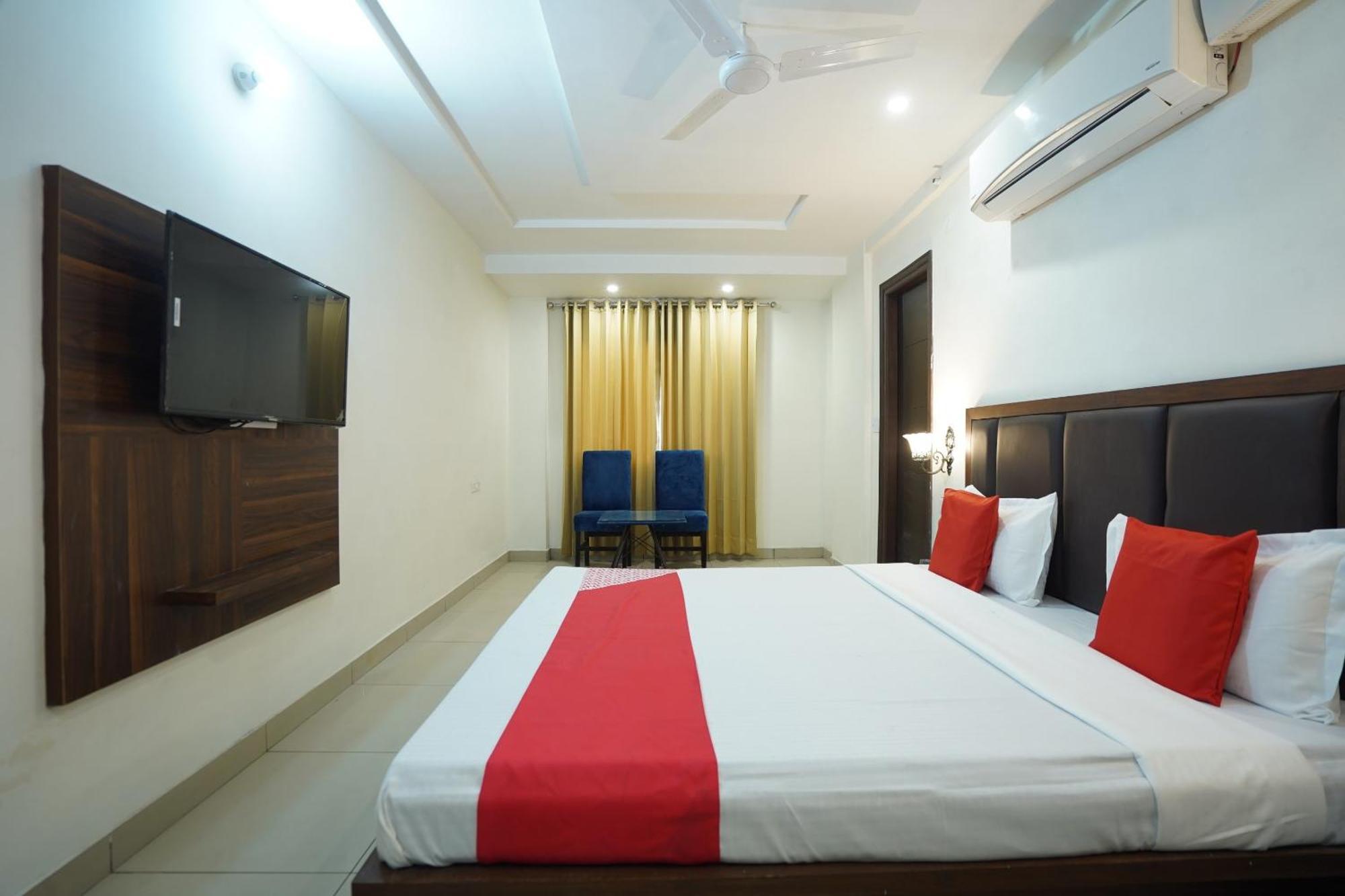 Hotel O Grey Orchid Ludhiana Eksteriør billede