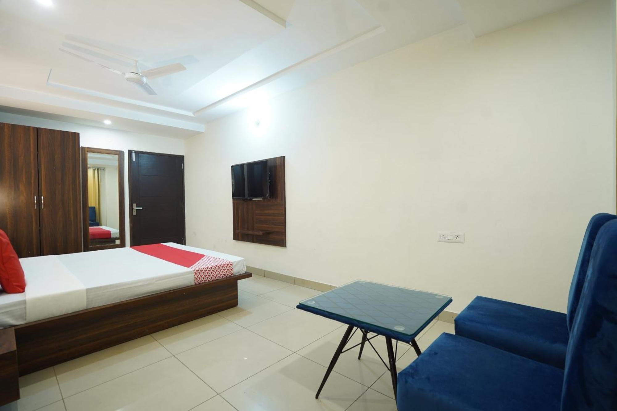 Hotel O Grey Orchid Ludhiana Eksteriør billede