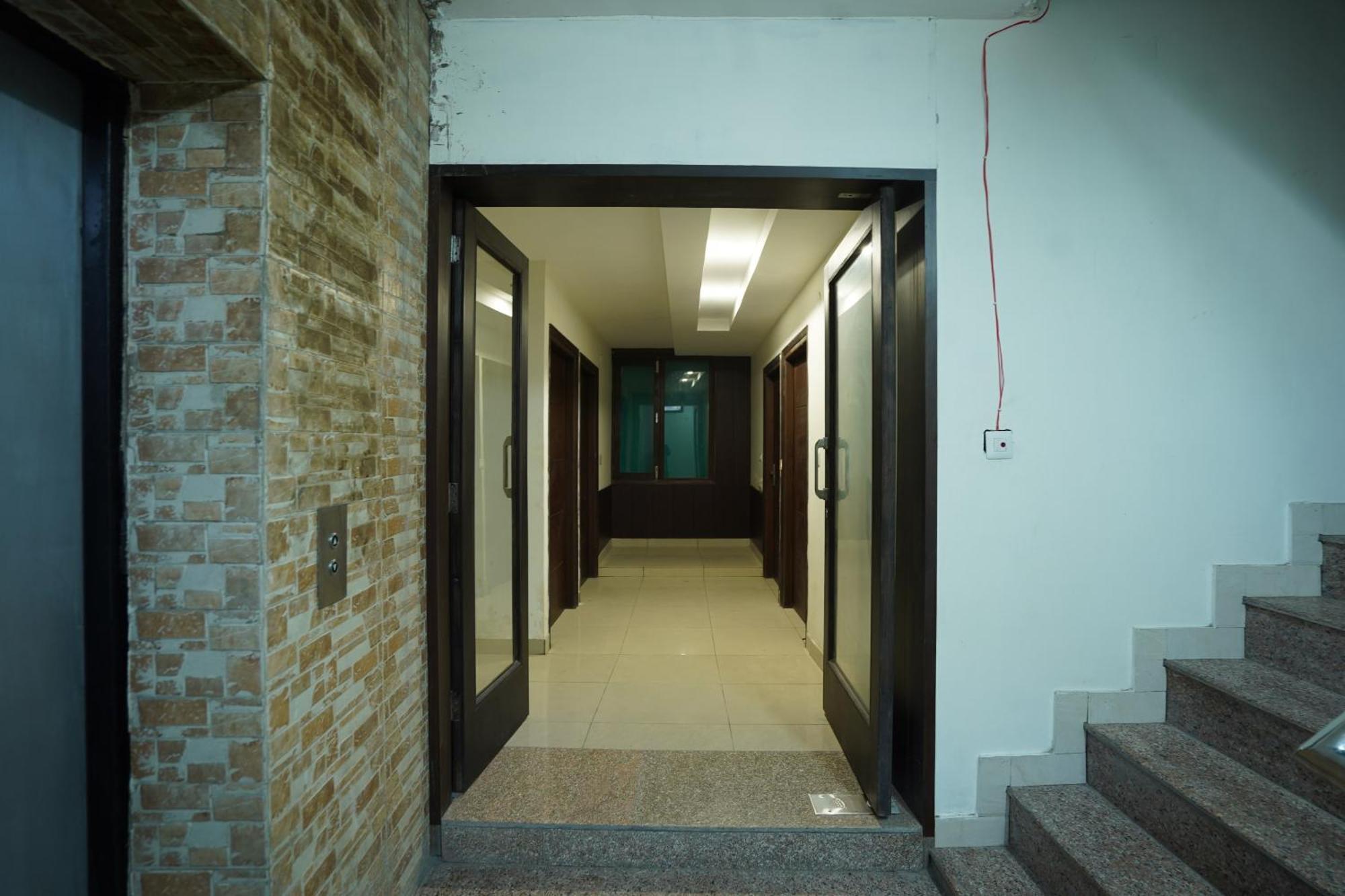 Hotel O Grey Orchid Ludhiana Eksteriør billede