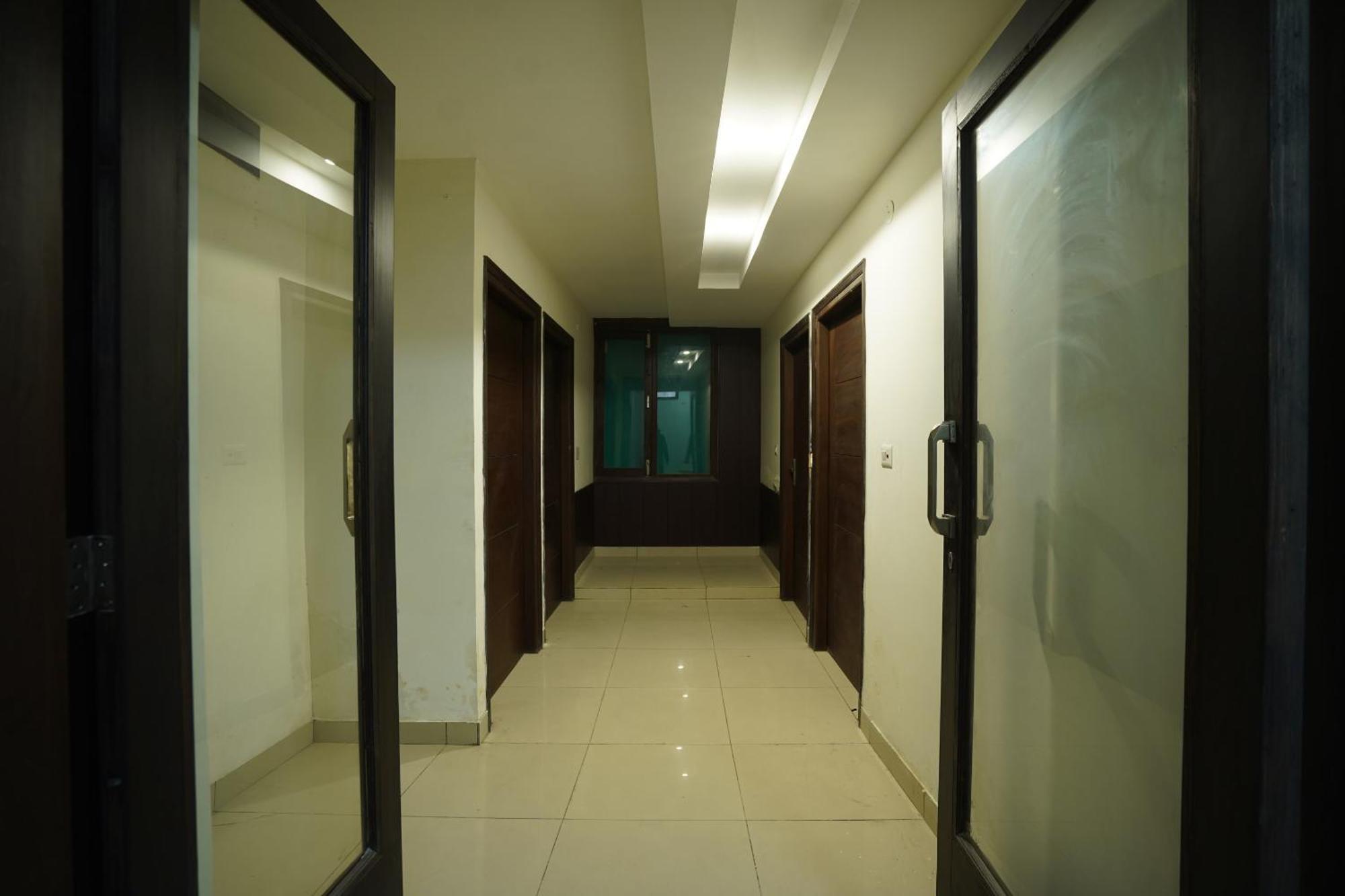 Hotel O Grey Orchid Ludhiana Eksteriør billede